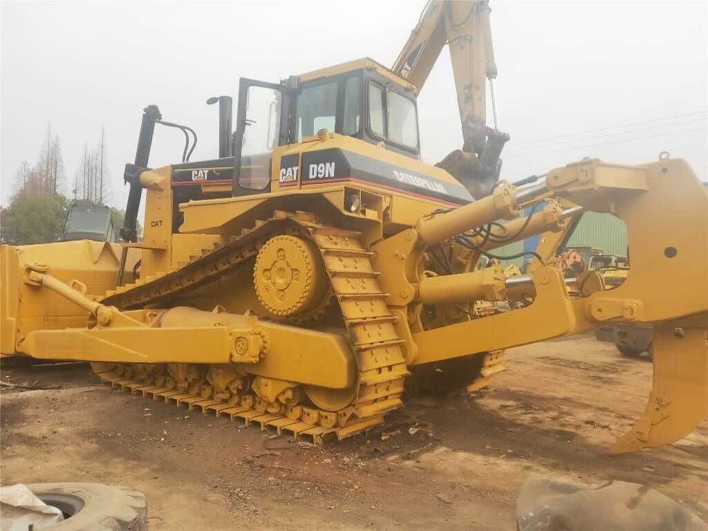 Caterpillar D 9 N - Бульдозер: фото 1 Caterpillar D 9 N - Бульдозер: фото 1