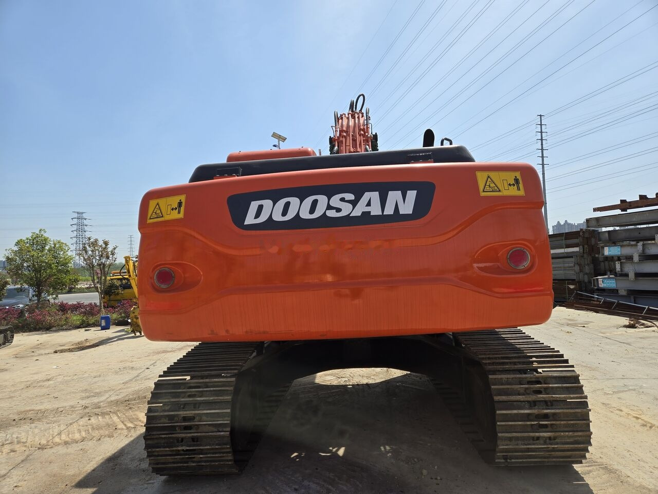 Doosan DX225 - Гусеничный экскаватор: фото 3 Doosan DX225 - Гусеничный экскаватор: фото 3