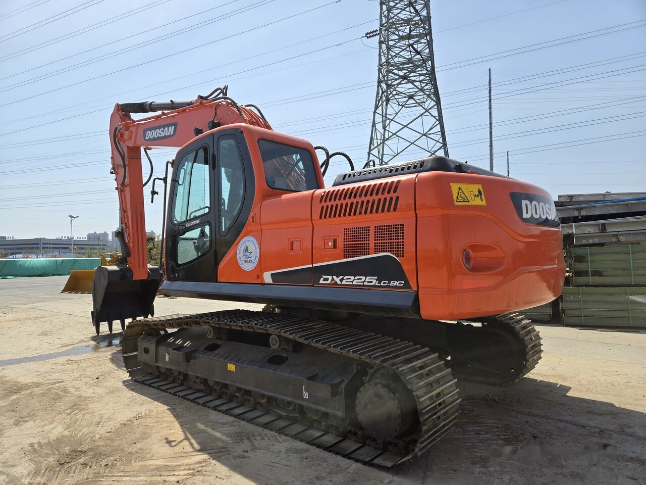 Doosan DX225 - Гусеничный экскаватор: фото 2 Doosan DX225 - Гусеничный экскаватор: фото 2
