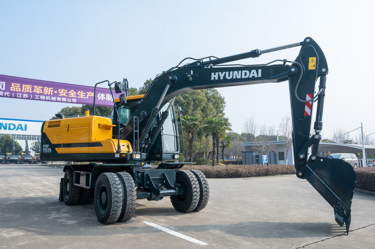 HYUNDAI HW150 - Колёсный экскаватор: фото 2 HYUNDAI HW150 - Колёсный экскаватор: фото 2