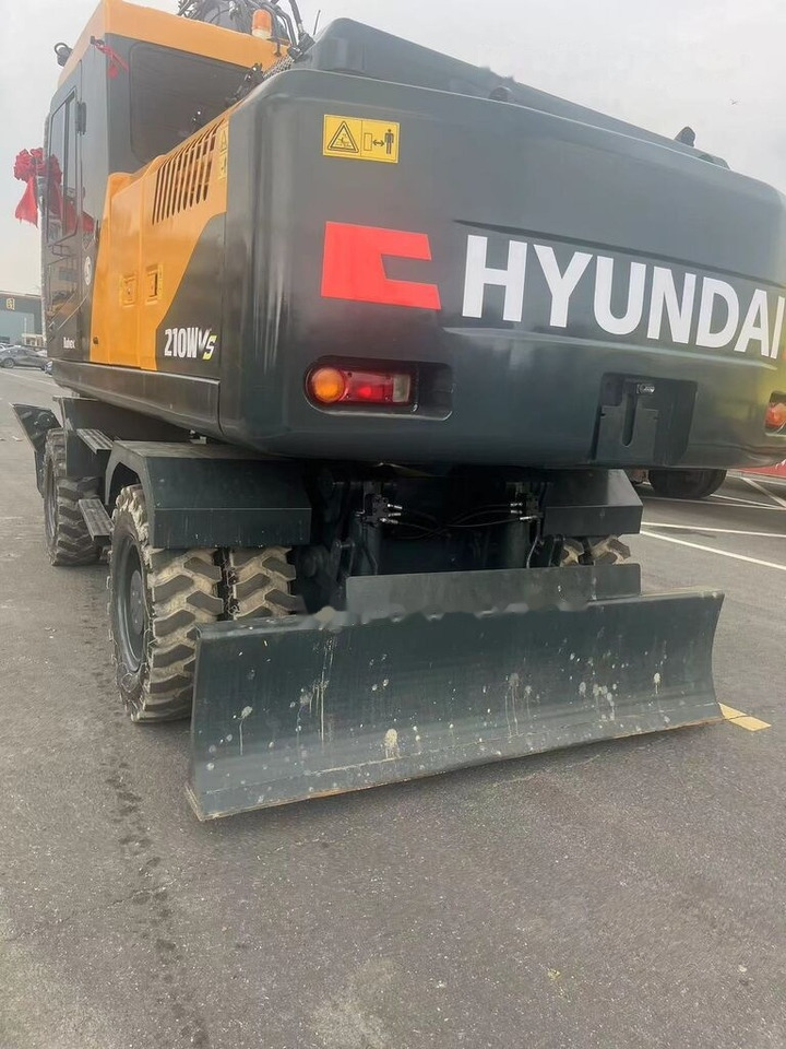 Hyundai 210W-9 - Колёсный экскаватор: фото 5 Hyundai 210W-9 - Колёсный экскаватор: фото 5
