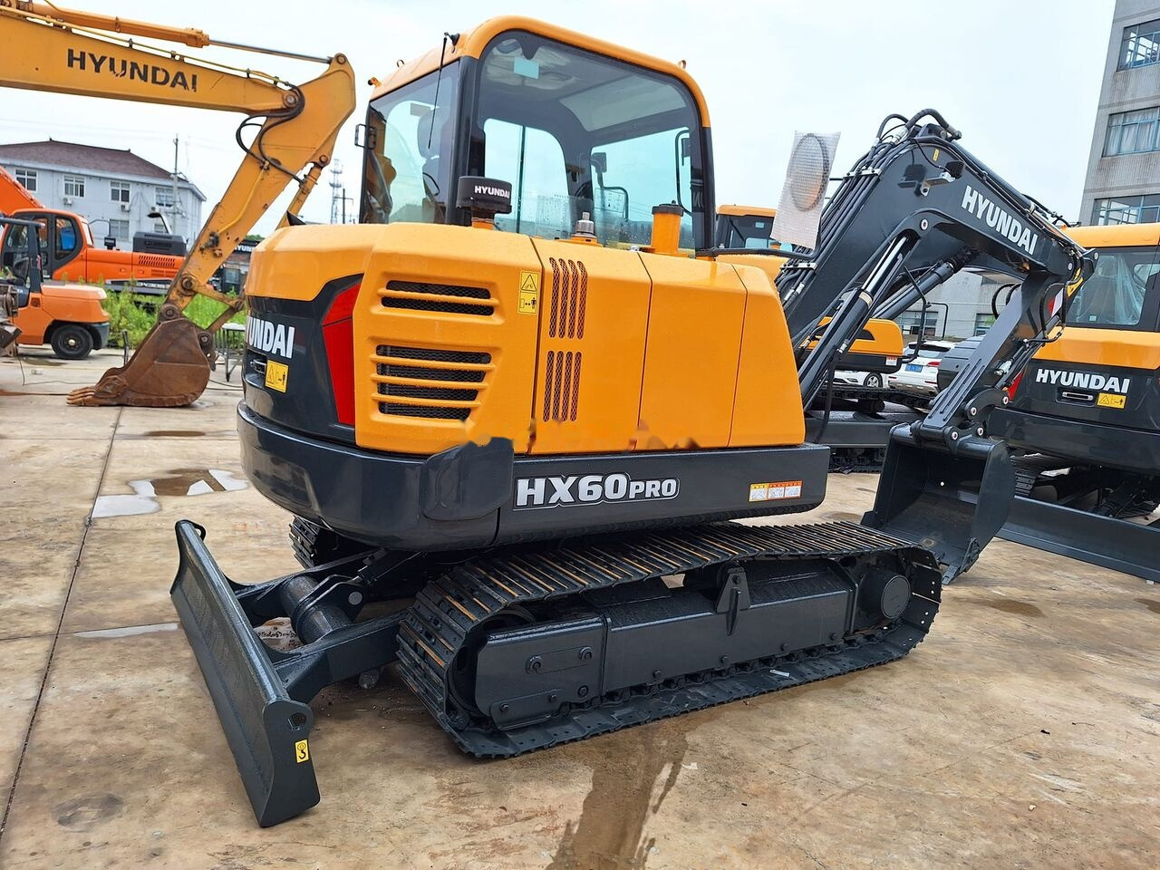 Hyundai HX60 PRO New machine - Мини-экскаватор: фото 5 Hyundai HX60 PRO New machine - Мини-экскаватор: фото 5