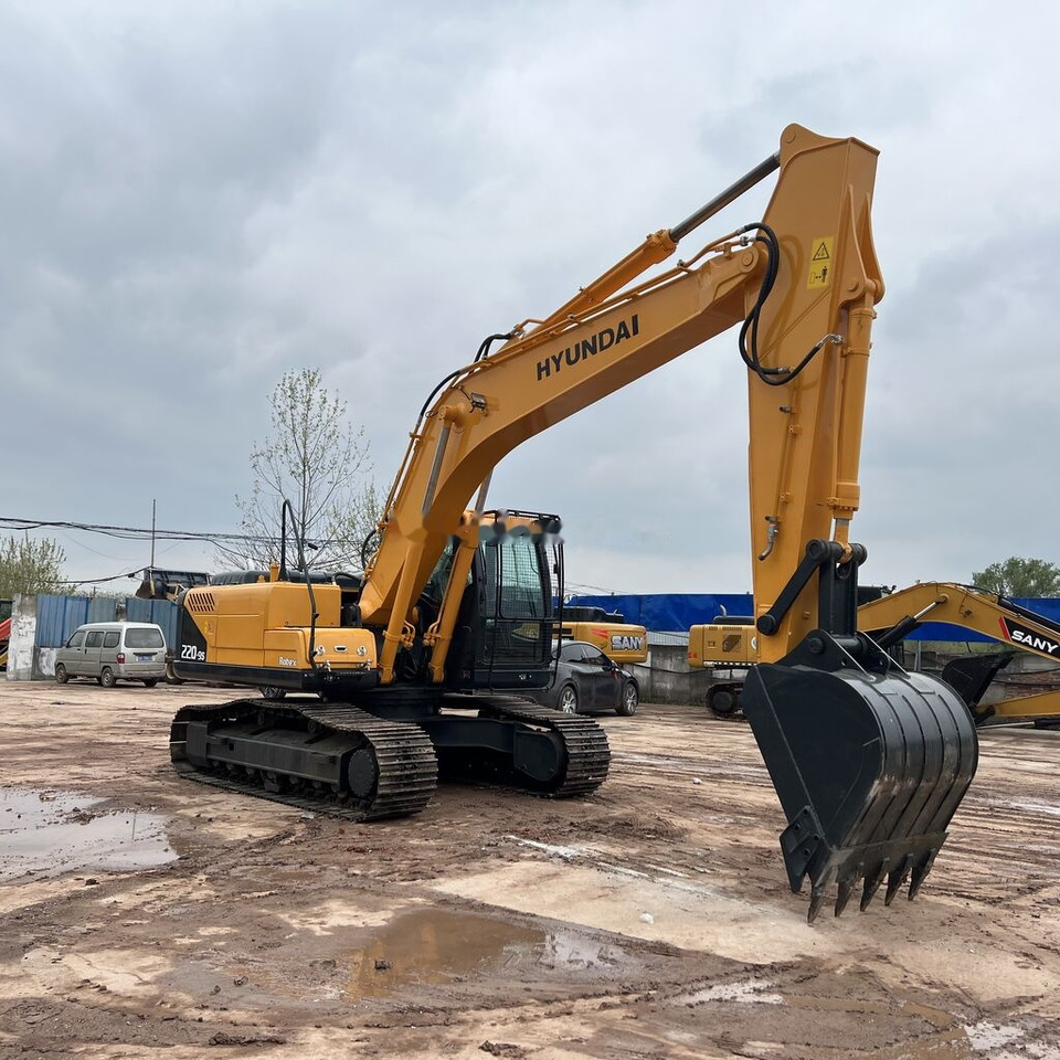 Hyundai R220-9S - Гусеничный экскаватор: фото 4 Hyundai R220-9S - Гусеничный экскаватор: фото 4