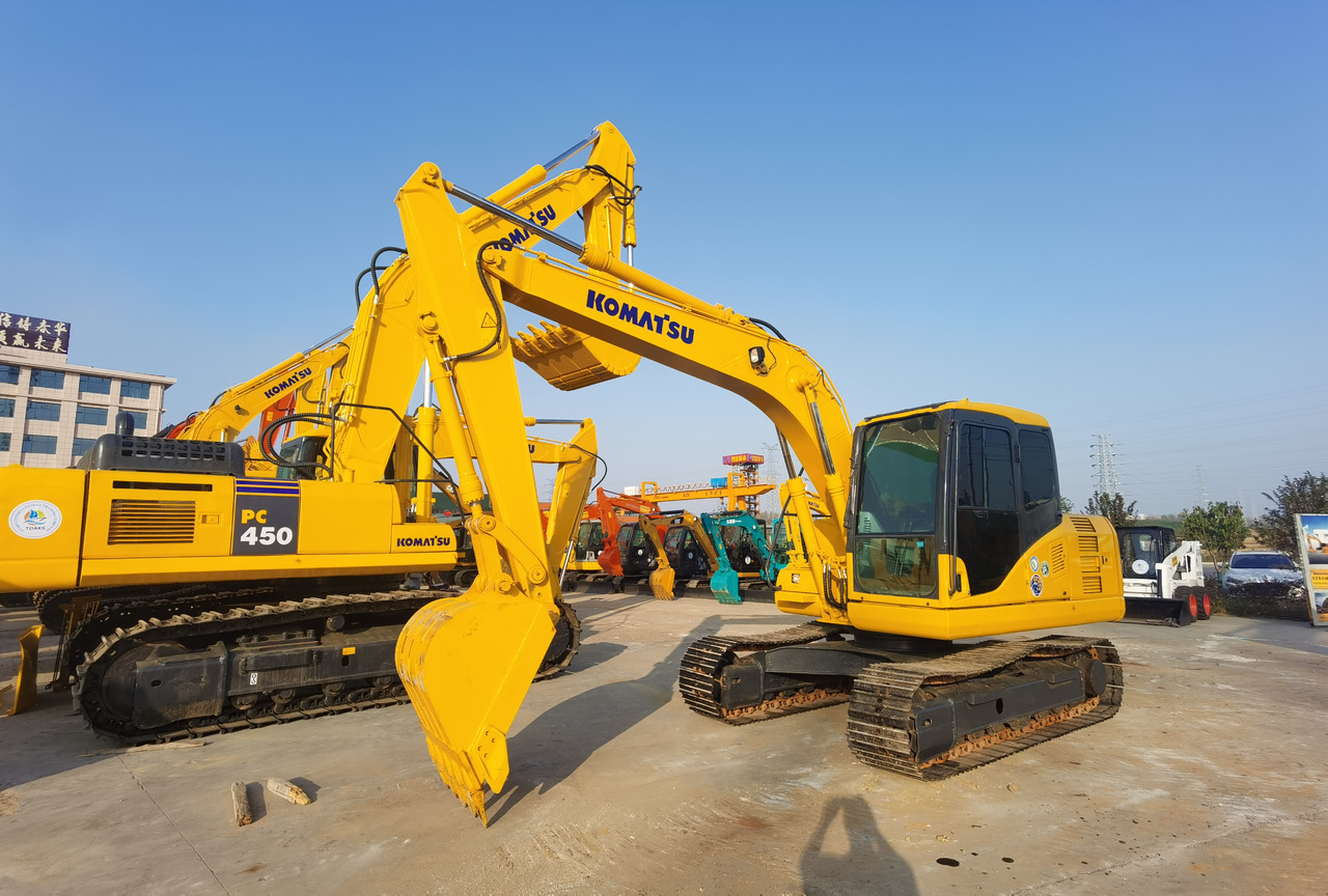 KOMATSU PC130-7 - Мини-экскаватор: фото 3 KOMATSU PC130-7 - Мини-экскаватор: фото 3