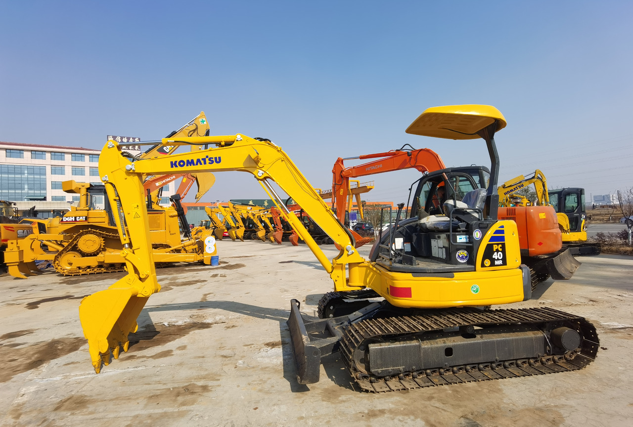 KOMATSU PC40MR - Мини-экскаватор: фото 5 KOMATSU PC40MR - Мини-экскаватор: фото 5
