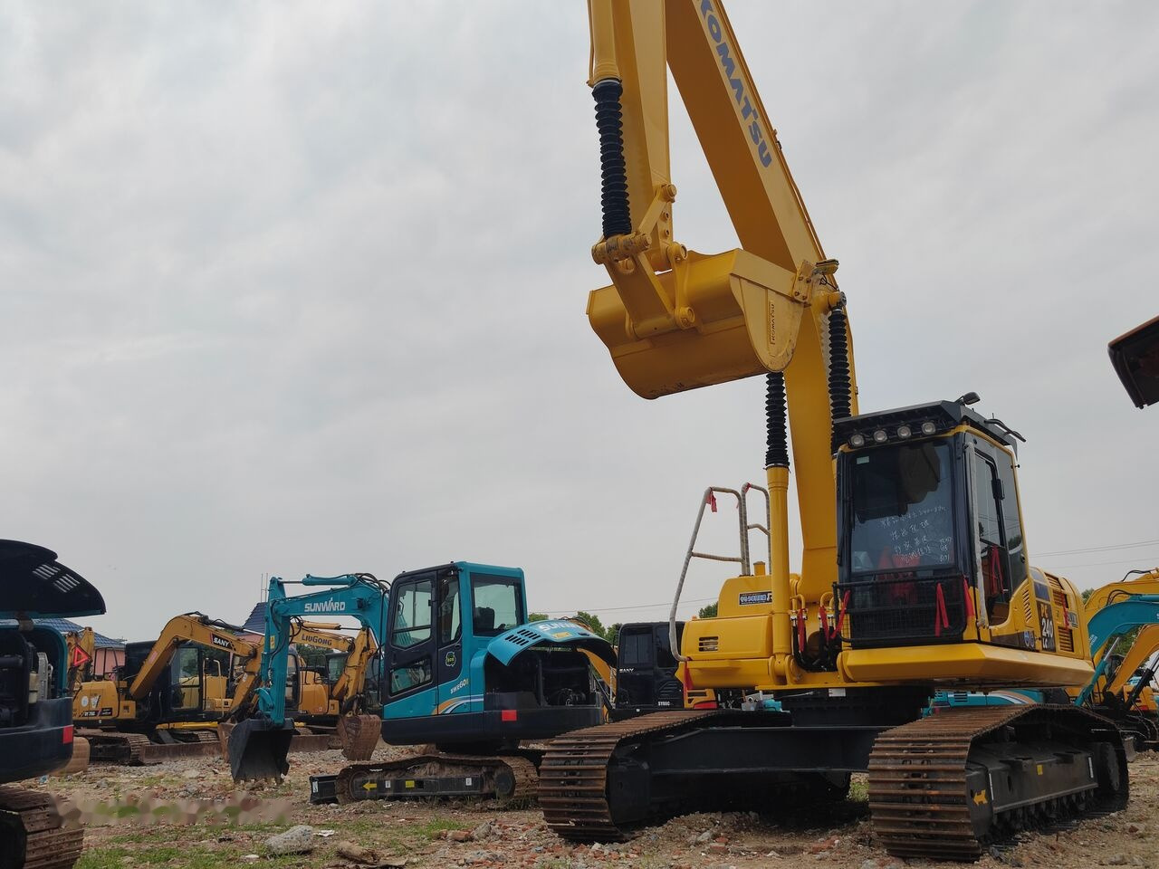 Гусеничный экскаватор Komatsu PC240LC: фото 6
