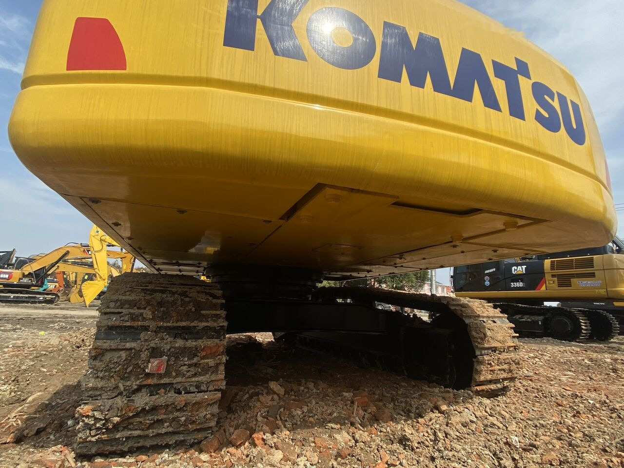 Komatsu PC350 - Гусеничный экскаватор: фото 3 Komatsu PC350 - Гусеничный экскаватор: фото 3