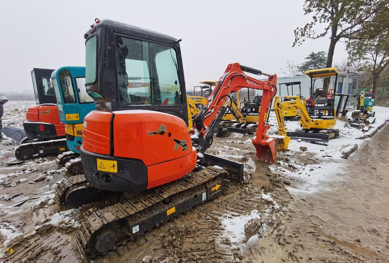 Kubota U30 - Мини-экскаватор: фото 2 Kubota U30 - Мини-экскаватор: фото 2