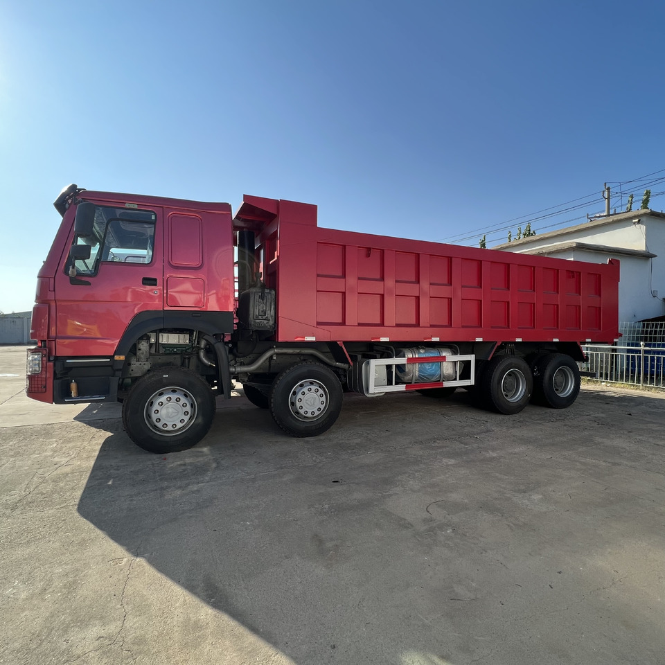 SINOTRUK HOWO - Самосвал: фото 2 SINOTRUK HOWO - Самосвал: фото 2