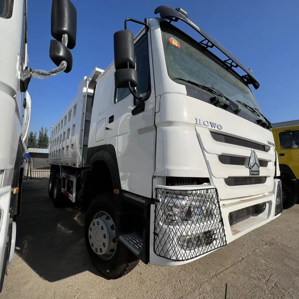 SINOTRUK HOWO - Самосвал: фото 3 SINOTRUK HOWO - Самосвал: фото 3