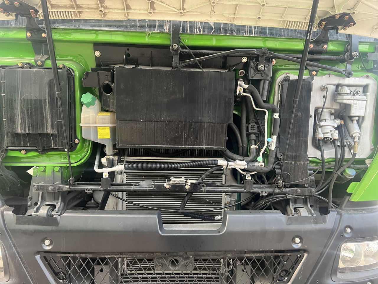 Sinotruk HOWO - Самосвал: фото 4 Sinotruk HOWO - Самосвал: фото 4