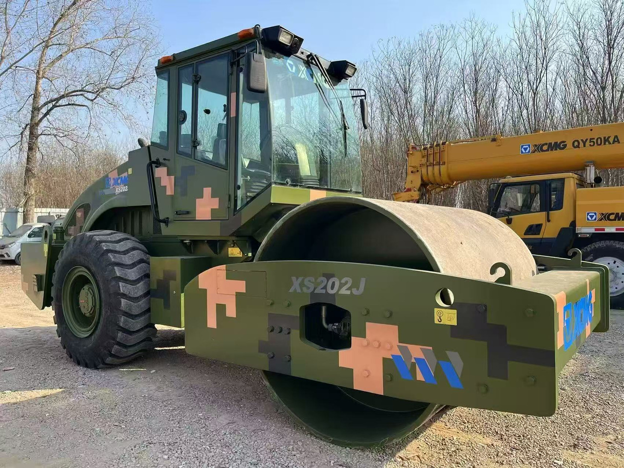 XCMG XS202J - Компактор: фото 2 XCMG XS202J - Компактор: фото 2