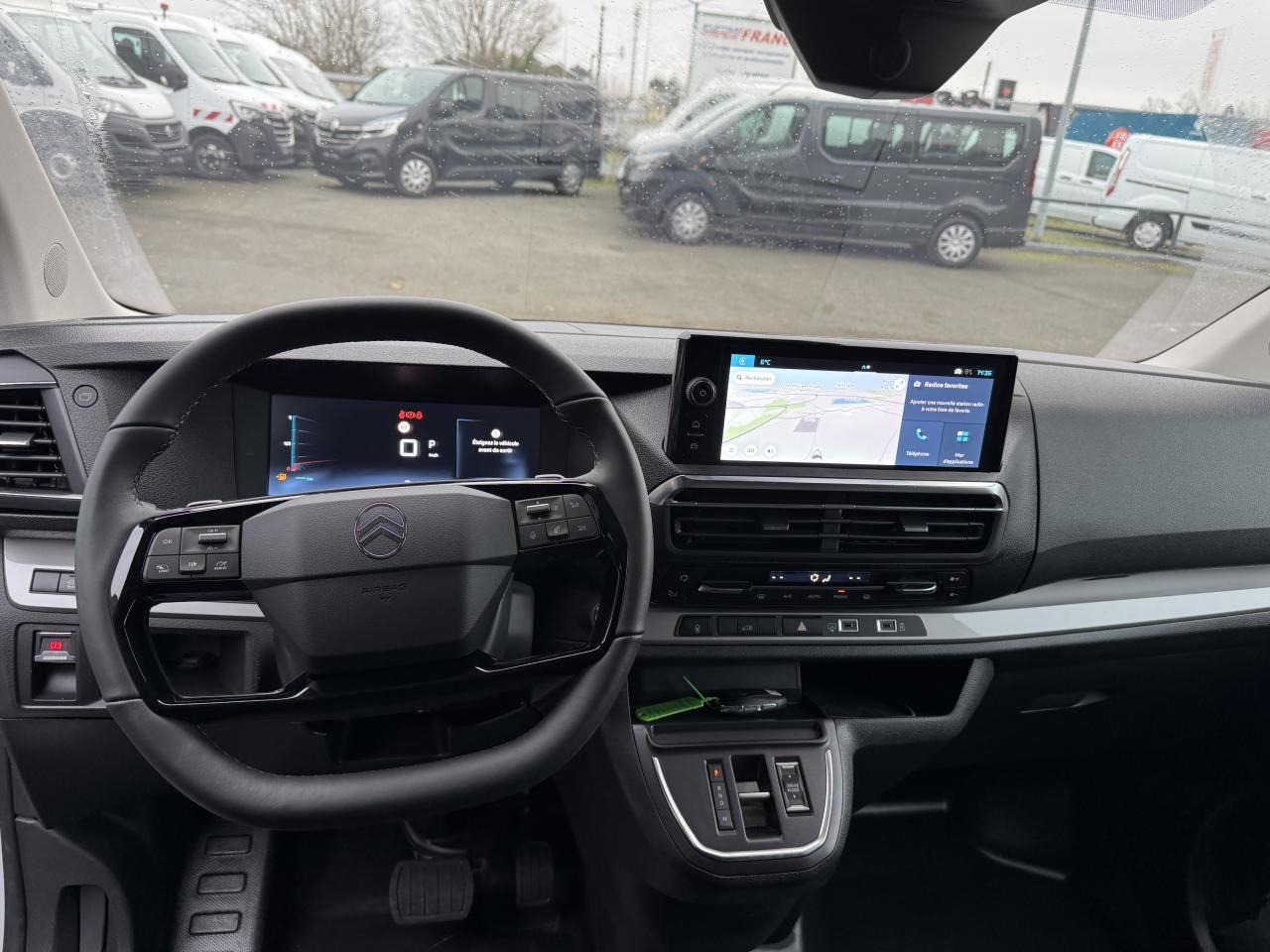 CITROEN Jumpy M 2.0 BlueHDi - 145 S&S - BV EAT8 III FOURGON . PHASE 2 - Цельнометаллический фургон: фото 4 CITROEN Jumpy M 2.0 BlueHDi - 145 S&S - BV EAT8 III FOURGON . PHASE 2 - Цельнометаллический фургон: фото 4