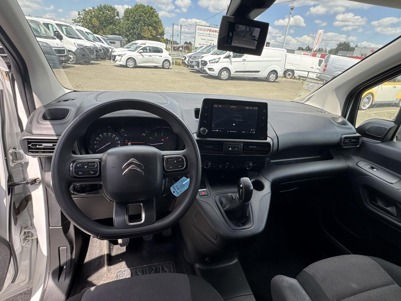 CITROEN berlingo M 650KG BLUEHDI 100 S&S DRIVER BVM5 - Цельнометаллический фургон: фото 3 CITROEN berlingo M 650KG BLUEHDI 100 S&S DRIVER BVM5 - Цельнометаллический фургон: фото 3