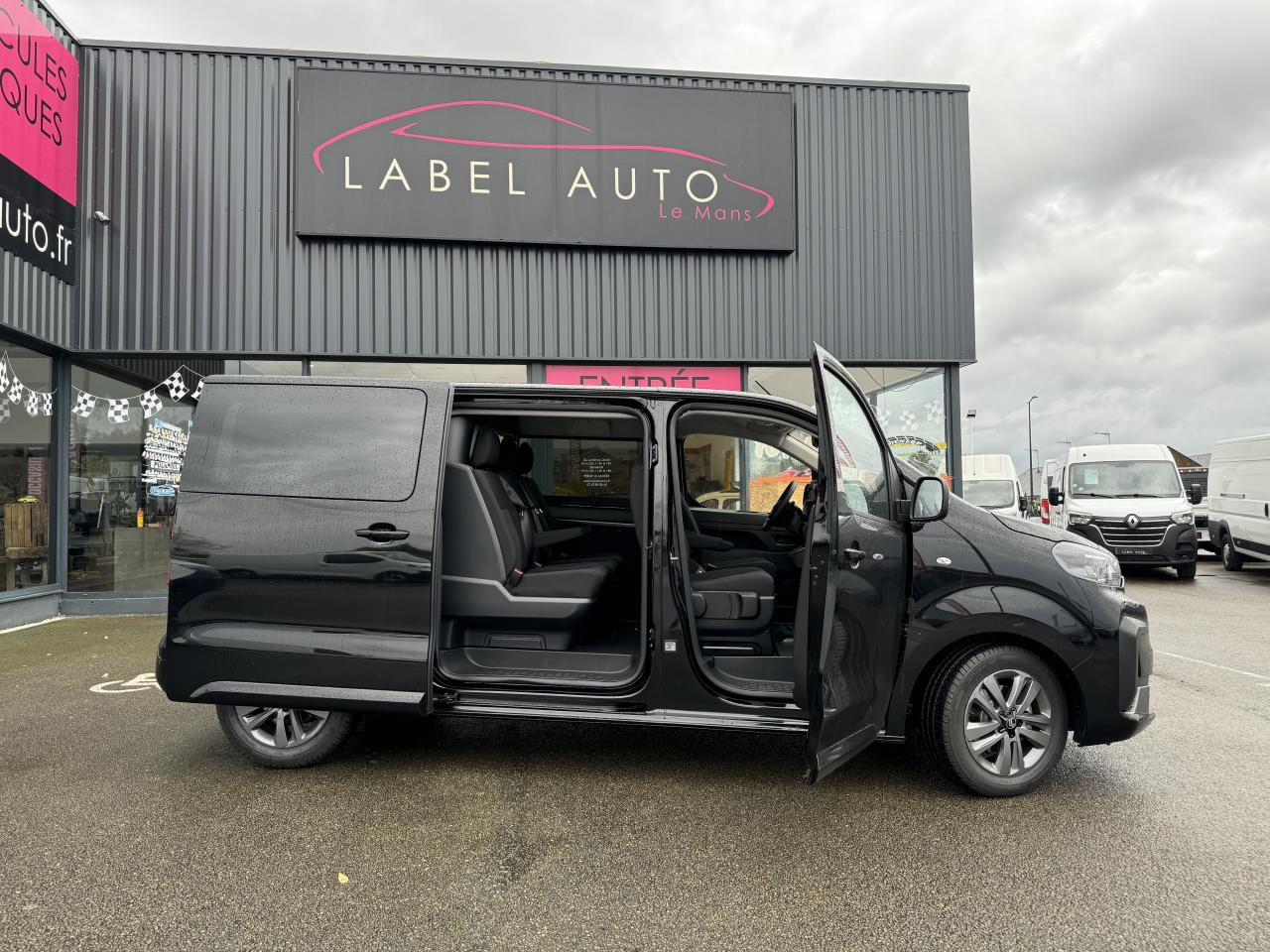 CITROEN jumpy M 2.0 BLUEHDI 180 S S EAT8 DOUBLE CABINE 5 PLACES - Цельнометаллический фургон: фото 2 CITROEN jumpy M 2.0 BLUEHDI 180 S S EAT8 DOUBLE CABINE 5 PLACES - Цельнометаллический фургон: фото 2