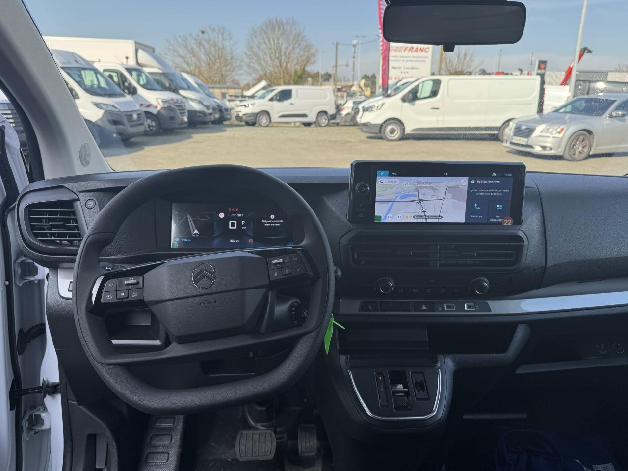 CITROEN jumpy M 2.0 HDI 180 EAT-8 CABINE APPROFONDIE 5 PLACES - Грузопассажирский фургон: фото 4 CITROEN jumpy M 2.0 HDI 180 EAT-8 CABINE APPROFONDIE 5 PLACES - Грузопассажирский фургон: фото 4