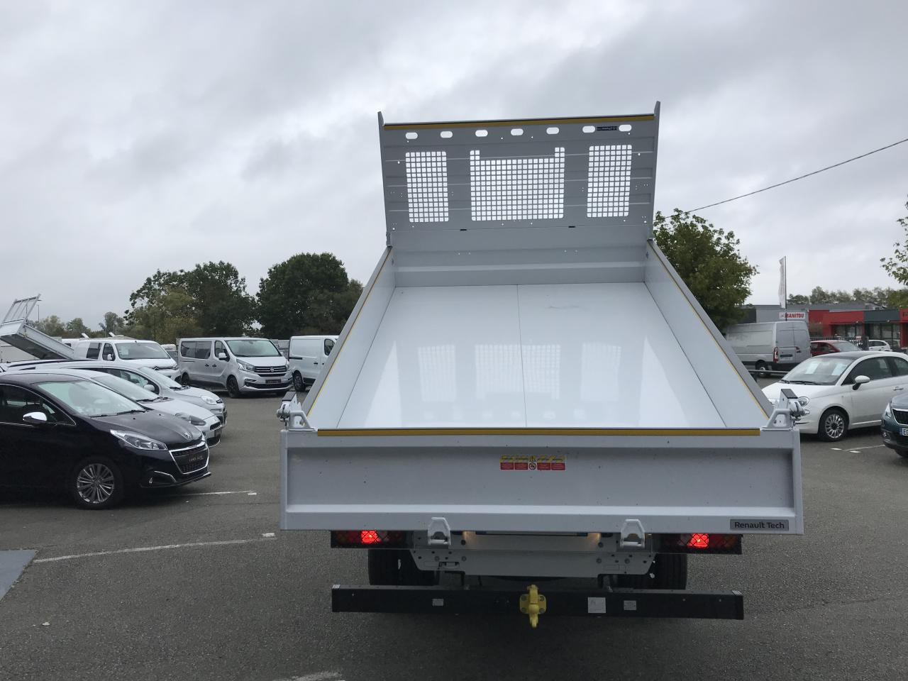 RENAULT Master Confort R3500RJ L3 2.3 dCi - 165 III CHASSIS CABINE Châssis Cabine L3 Propulsion PHASE - Другая техника: фото 4 RENAULT Master Confort R3500RJ L3 2.3 dCi - 165 III CHASSIS CABINE Châssis Cabine L3 Propulsion PHASE - Другая техника: фото 4