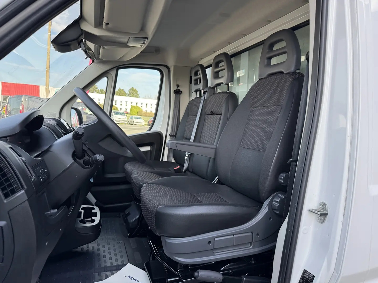 Fiat Ducato CCB 3.5 MAXI HD M 2.3 MULTIJET 130CH BUSINESS - Фургон с закрытым кузовом: фото 5 Fiat Ducato CCB 3.5 MAXI HD M 2.3 MULTIJET 130CH BUSINESS - Фургон с закрытым кузовом: фото 5
