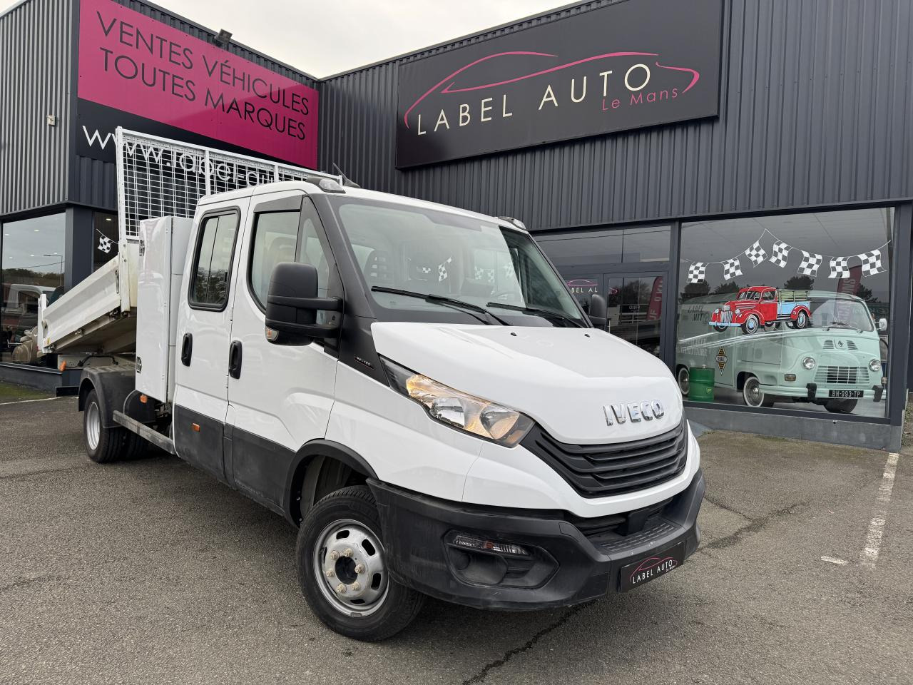 IVECO Daily 35 C 16 D S&S (Quad-Leaf) CHASSIS DOUBLE CABINE 2014 35C/35S CHASSIS CABINE DOUBLE Chassi - Малотоннажный самосвал, Грузопассажирский фургон: фото 2 IVECO Daily 35 C 16 D S&S (Quad-Leaf) CHASSIS DOUBLE CABINE 2014 35C/35S CHASSIS CABINE DOUBLE Chassi - Малотоннажный самосвал, Грузопассажирский фургон: фото 2