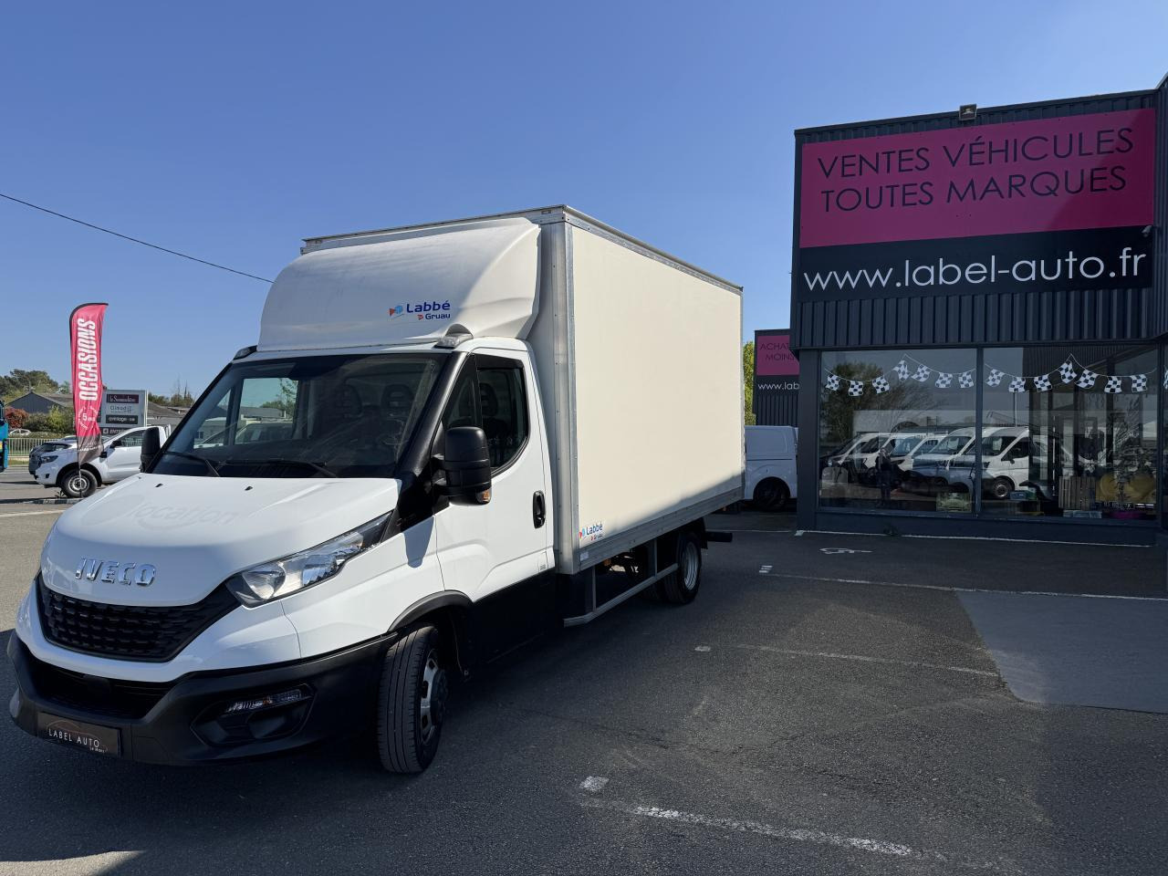 Фургон с закрытым кузовом Iveco Daily 35 C 16 CAISSE HAYON 20M3: фото 7