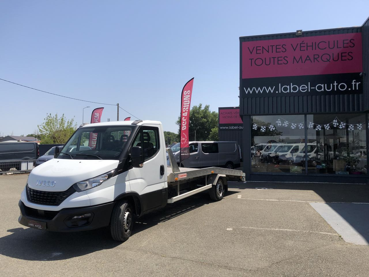 Iveco Daily IVECO PORTE VOITURE DEPANNEUSE 35 S 16 3L0 160 CH EMPATTEMENT 4100 PLATEAU FIX'ALU EQUIP'M - Автовоз: фото 5 Iveco Daily IVECO PORTE VOITURE DEPANNEUSE 35 S 16 3L0 160 CH EMPATTEMENT 4100 PLATEAU FIX'ALU EQUIP'M - Автовоз: фото 5