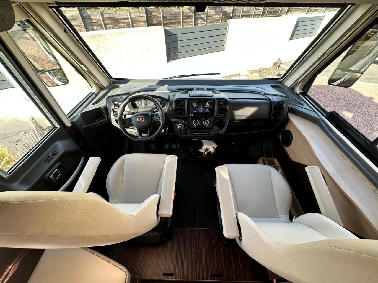 MC LOUIS NEVIS 281 - Интегрированный автодом: фото 5 MC LOUIS NEVIS 281 - Интегрированный автодом: фото 5