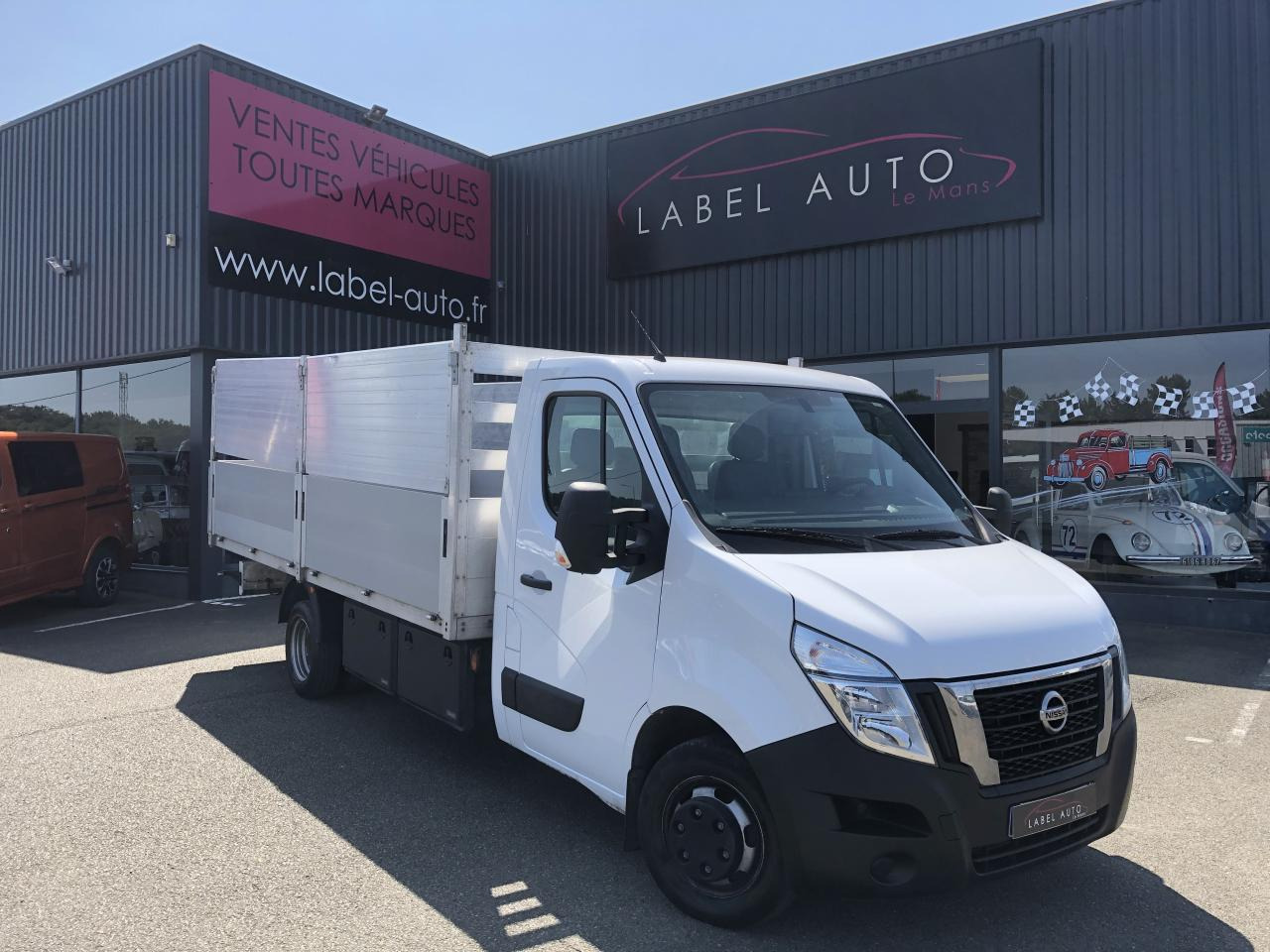 NISSAN INTERSTAR 3T5 2.3 DCI 165CH PLATEAU RIDELLES 4M50 - Малотоннажный бортовой грузовик: фото 2 NISSAN INTERSTAR 3T5 2.3 DCI 165CH PLATEAU RIDELLES 4M50 - Малотоннажный бортовой грузовик: фото 2