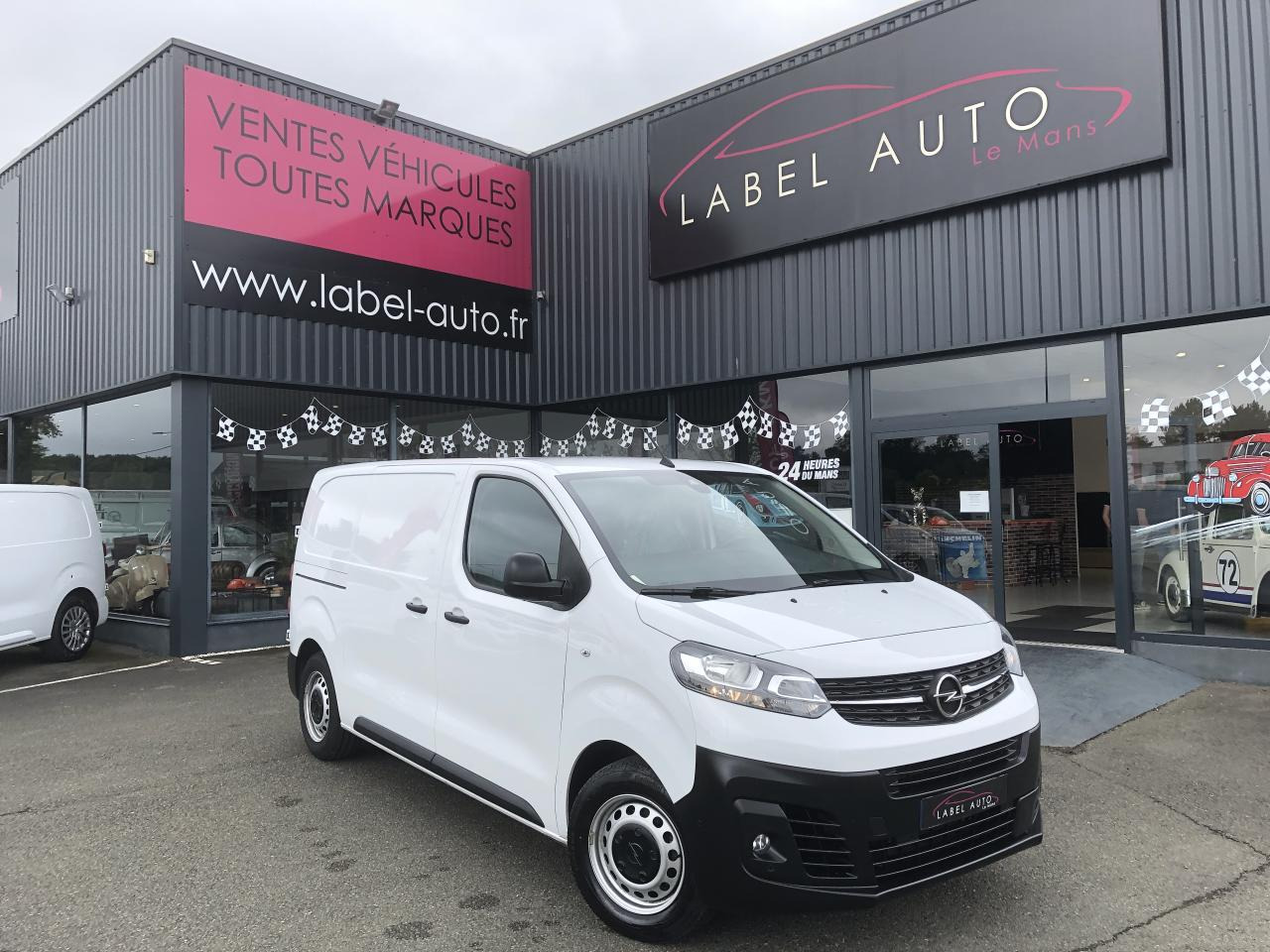 OPEL VIVARO M 2.0 BLUEHDI 145CH EAT-8 PACK CLIM - Цельнометаллический фургон: фото 1 OPEL VIVARO M 2.0 BLUEHDI 145CH EAT-8 PACK CLIM - Цельнометаллический фургон: фото 1