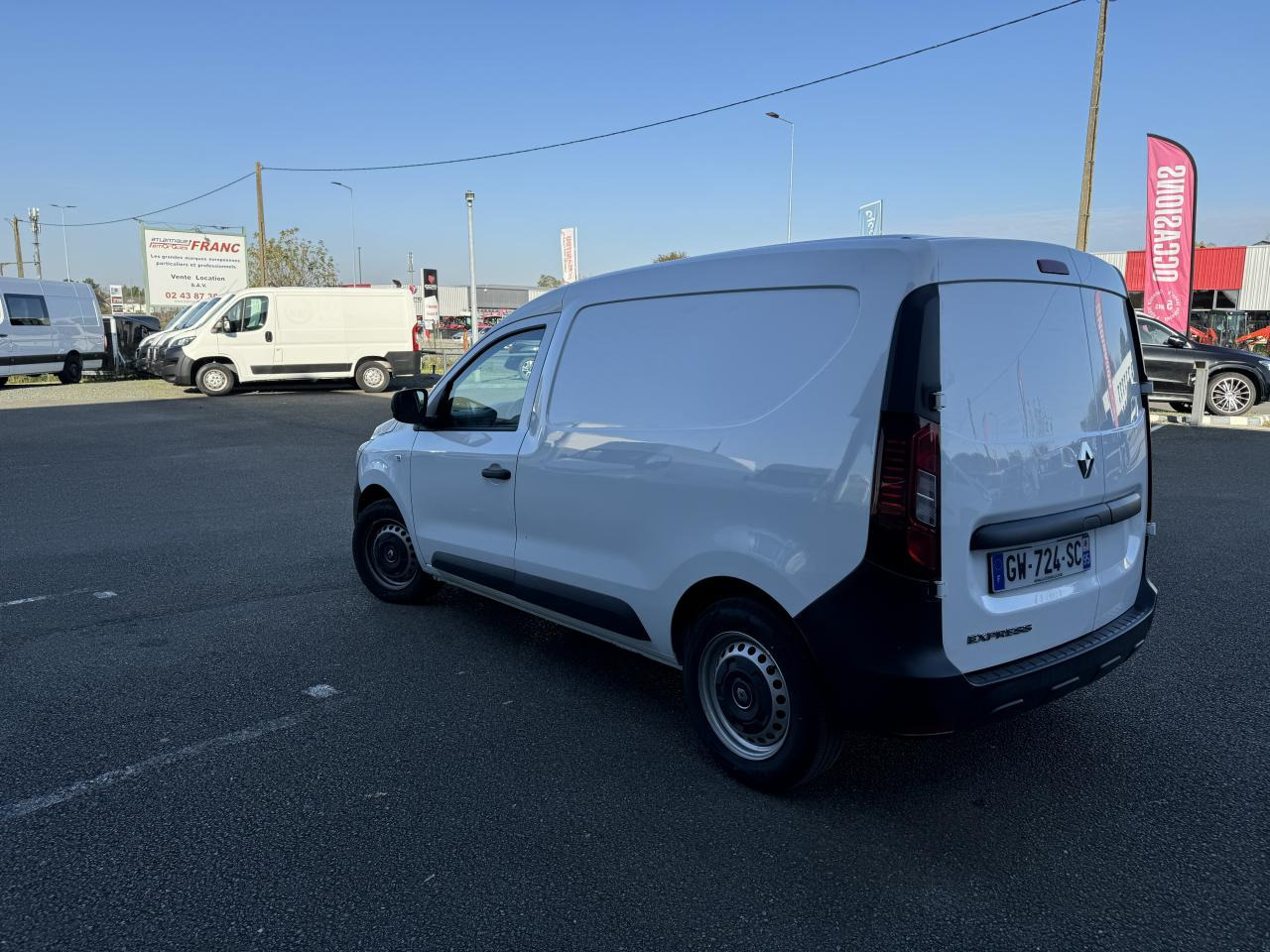Цельнометаллический фургон RENAULT EXPRESS 1.5 DCI 95CH CONFORT: фото 7