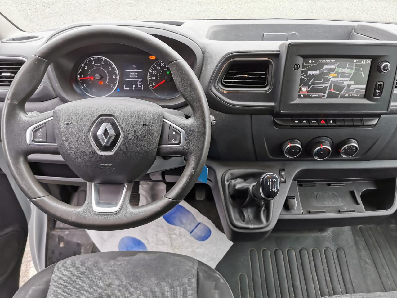 RENAULT Master Grand Confort F3500 L2H2 2.3 Blue dCi - 150 Euro 6e  III CABINE APPROFONDIE Cabine approfondi - Цельнометаллический фургон: фото 4 RENAULT Master Grand Confort F3500 L2H2 2.3 Blue dCi - 150 Euro 6e  III CABINE APPROFONDIE Cabine approfondi - Цельнометаллический фургон: фото 4