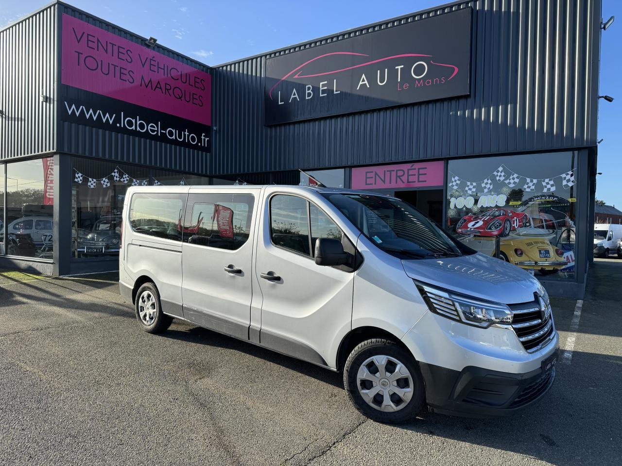 RENAULT Trafic L2 2.0 Energy dCi - 150 - S&S III COMBI Combi Zen L2H1 PHASE 3 - Пассажирский фургон: фото 3 RENAULT Trafic L2 2.0 Energy dCi - 150 - S&S III COMBI Combi Zen L2H1 PHASE 3 - Пассажирский фургон: фото 3