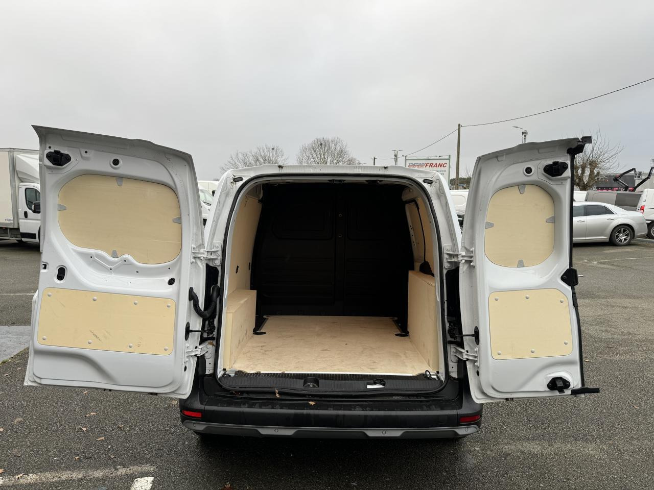 Renault Express 1.5 BLUE DCI 95CH CONFORT 22 - Легковой фургон: фото 3 Renault Express 1.5 BLUE DCI 95CH CONFORT 22 - Легковой фургон: фото 3