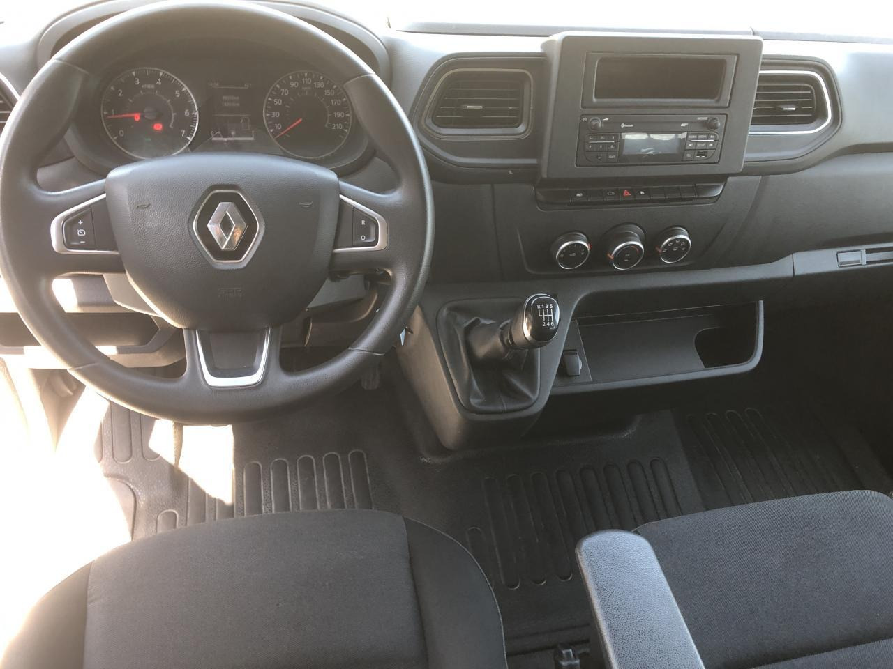 Renault Master F3300 L2H2 2.3 DCI 135CH CABINE APPROFONDIE CONFORT 7 PLACES - Грузопассажирский фургон: фото 3 Renault Master F3300 L2H2 2.3 DCI 135CH CABINE APPROFONDIE CONFORT 7 PLACES - Грузопассажирский фургон: фото 3