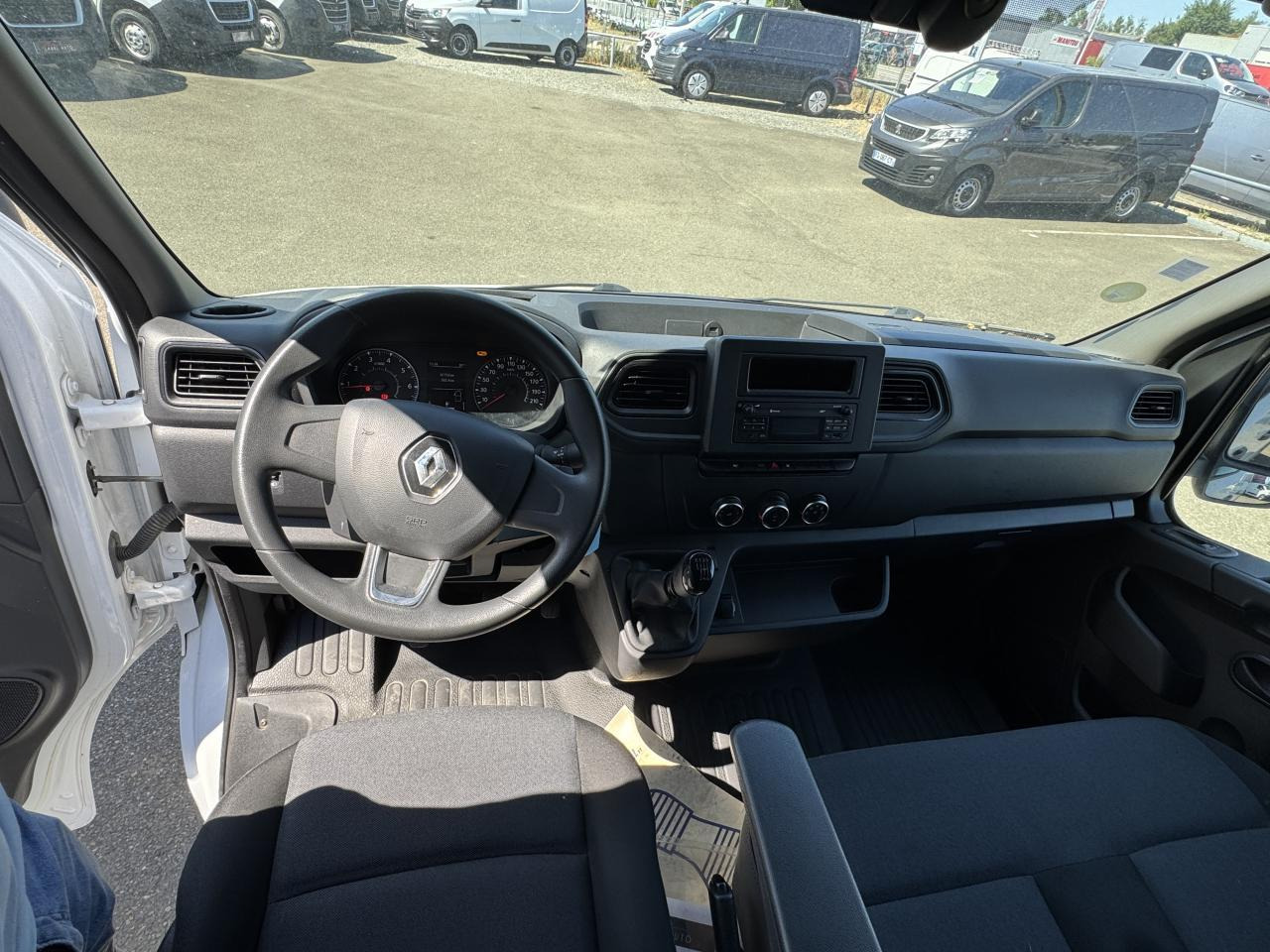 Renault Master F3500 L3H2 2.3 DCI 135CH CONFORT EURO6 - Цельнометаллический фургон: фото 3 Renault Master F3500 L3H2 2.3 DCI 135CH CONFORT EURO6 - Цельнометаллический фургон: фото 3