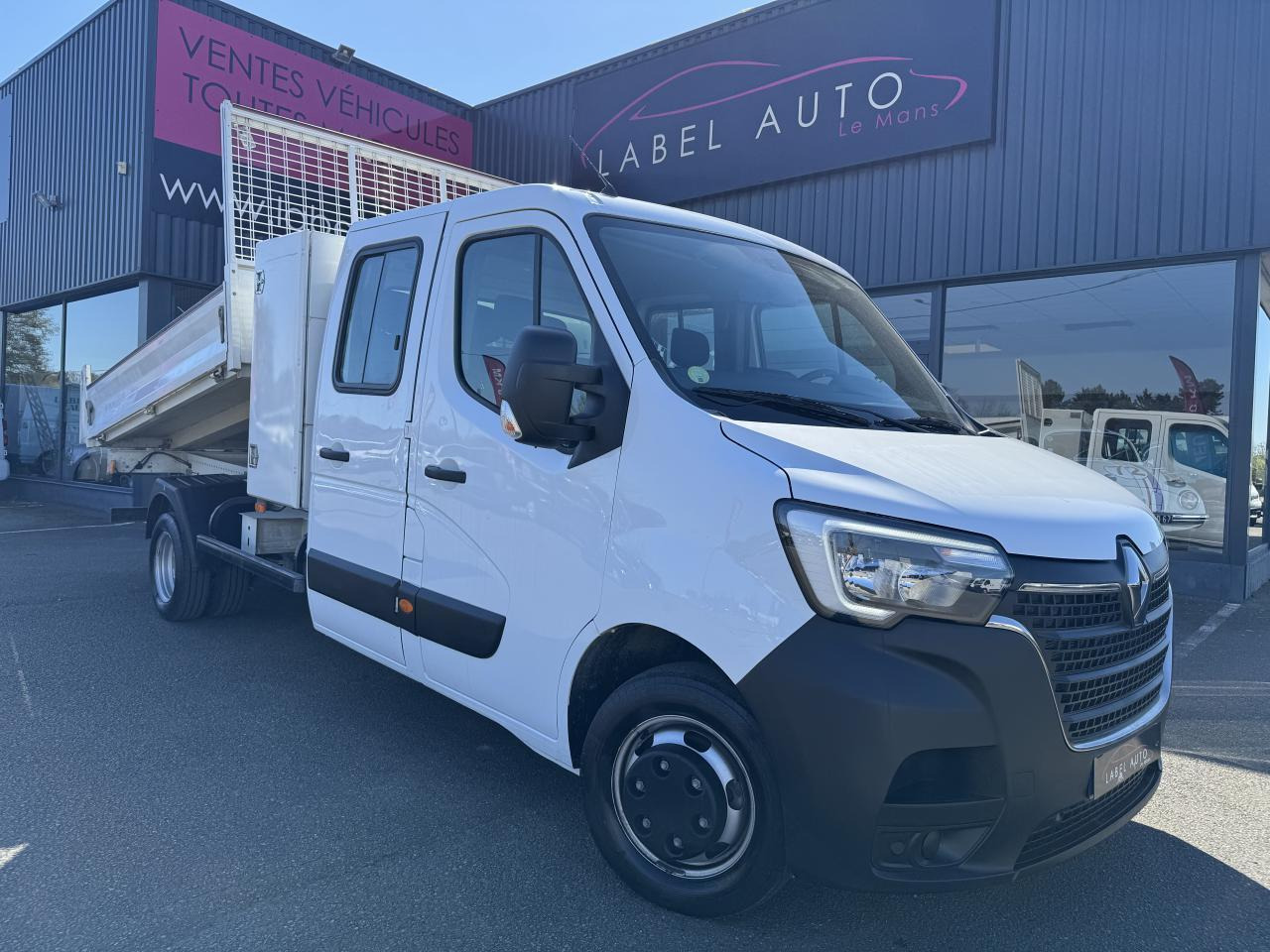 Renault Master RENAULT 3T5 BENNE + COFFRE RJ DOUBLE CABINE 6 PL 2.3 DCI 130 CH CONFORT + GPS + REGUL + CLIM - Малотоннажный самосвал: фото 2 Renault Master RENAULT 3T5 BENNE + COFFRE RJ DOUBLE CABINE 6 PL 2.3 DCI 130 CH CONFORT + GPS + REGUL + CLIM - Малотоннажный самосвал: фото 2