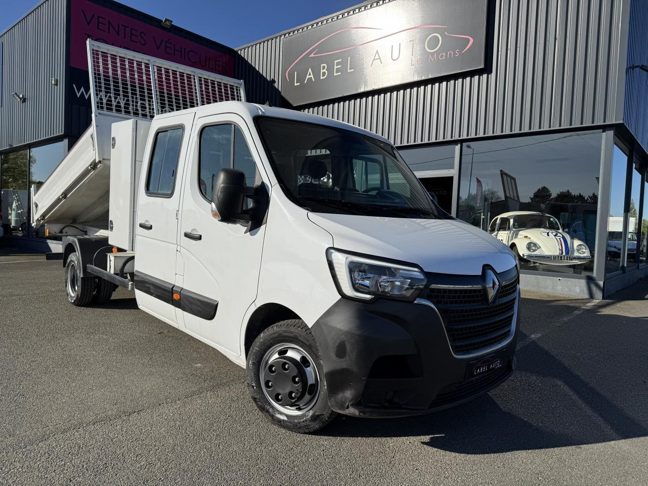 Renault Master RENAULT 3T5 BENNE + COFFRE RJ DOUBLE CABINE 6 PL 2.3 DCI 130 CH CONFORT + GPS + REGUL + CLIM - Малотоннажный самосвал: фото 2 Renault Master RENAULT 3T5 BENNE + COFFRE RJ DOUBLE CABINE 6 PL 2.3 DCI 130 CH CONFORT + GPS + REGUL + CLIM - Малотоннажный самосвал: фото 2