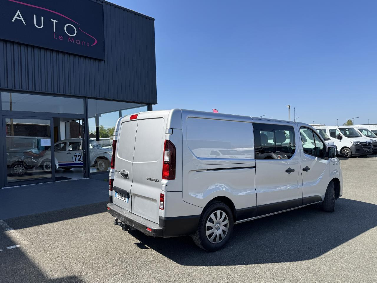 Renault Trafic L2H1 2.0 DCI 145CH CABINE APPROFONDIE 6 PLACES CONFORT EDC - Грузопассажирский фургон: фото 3 Renault Trafic L2H1 2.0 DCI 145CH CABINE APPROFONDIE 6 PLACES CONFORT EDC - Грузопассажирский фургон: фото 3