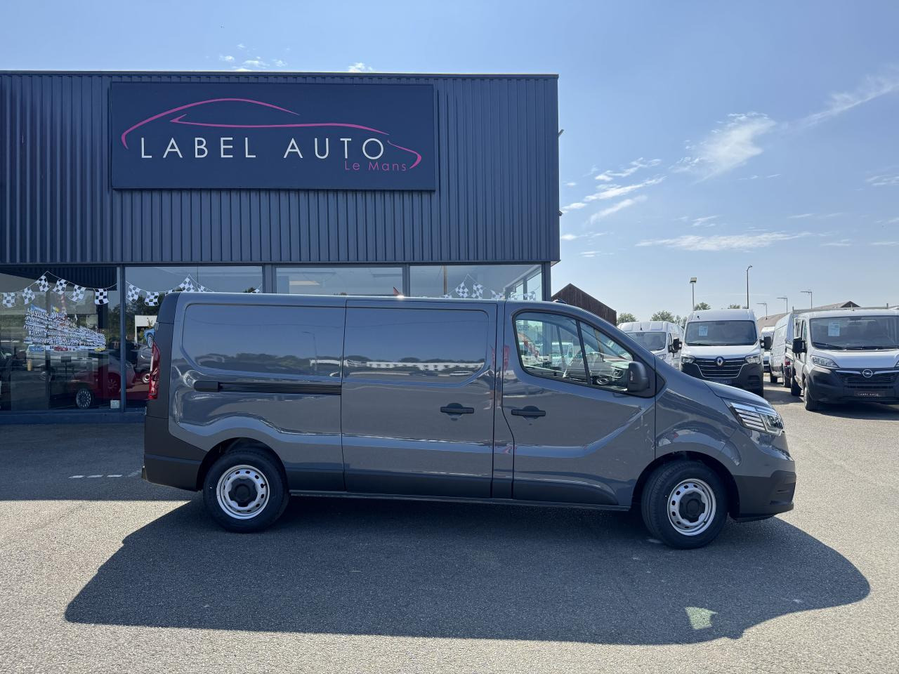 Цельнометаллический фургон Renault Trafic L2H1 3T 2.0 BLUE DCI 170CH ADVANCE CARPLAY CAM: фото 8