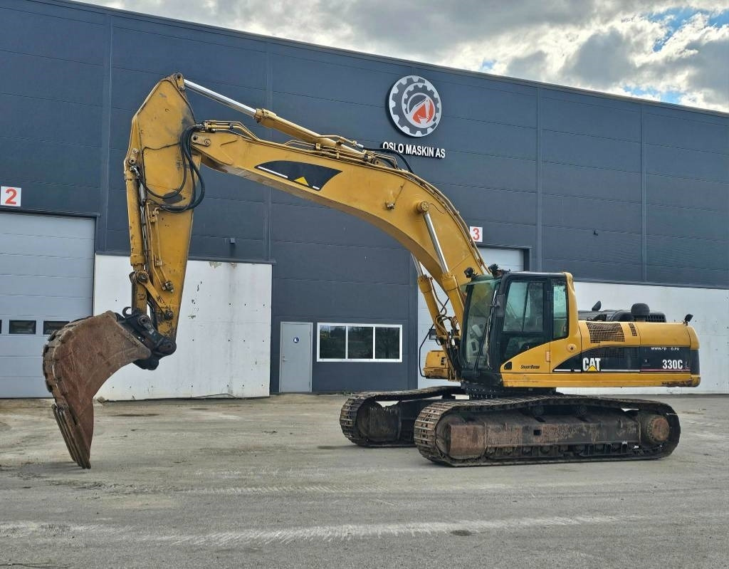 CAT 330 CL - Гусеничный экскаватор: фото 1 CAT 330 CL - Гусеничный экскаватор: фото 1