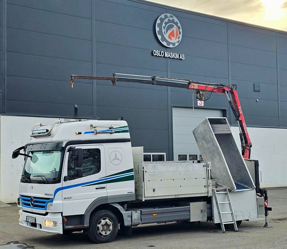 Mercedes-Benz Atego 822 L  - Грузовик бортовой/ Платформа: фото 1 Mercedes-Benz Atego 822 L  - Грузовик бортовой/ Платформа: фото 1