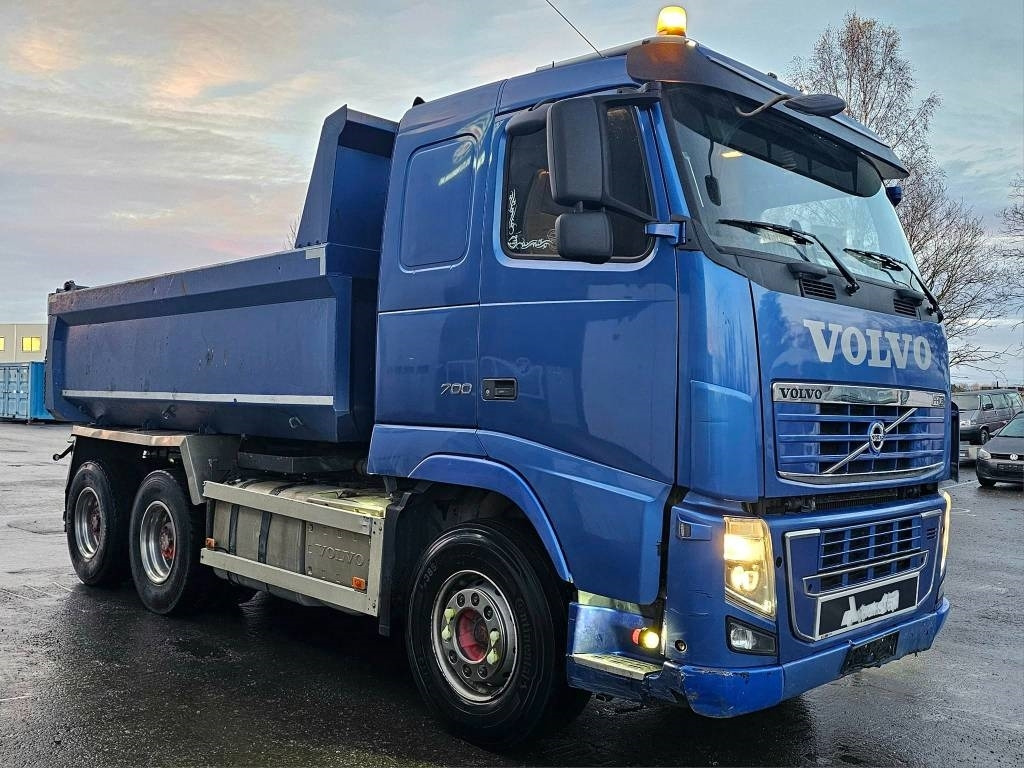 Самосвал Volvo FH 16 700: фото 10