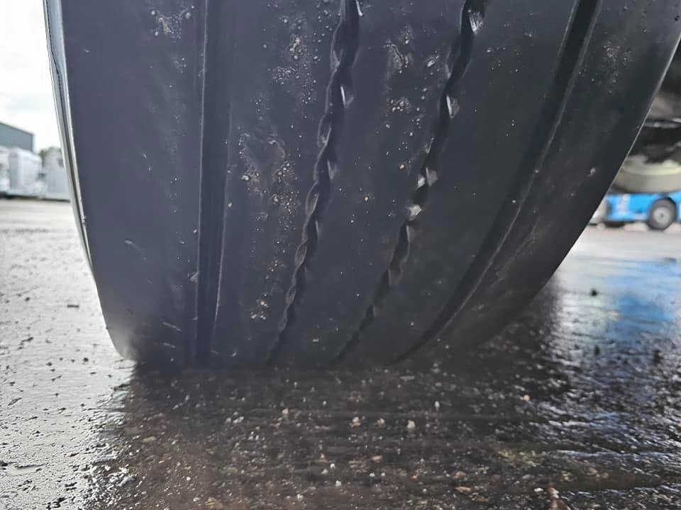 Самосвал Volvo FH 16 700: фото 21