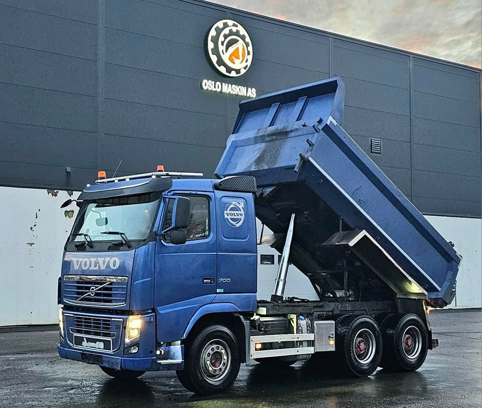 Самосвал Volvo FH 16 700: фото 14