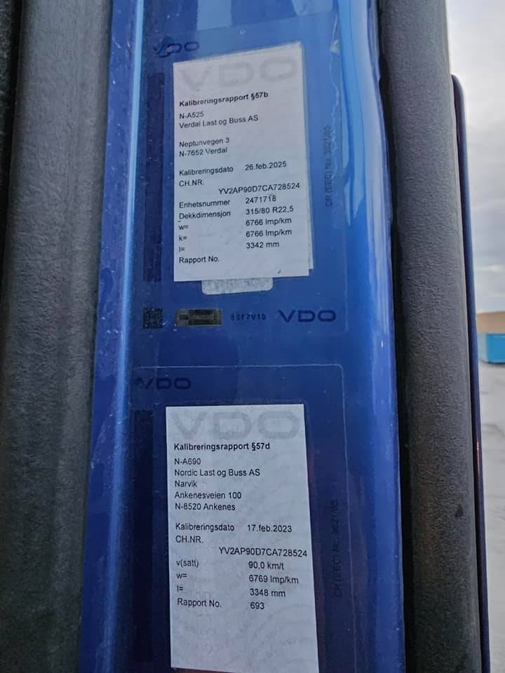 Самосвал Volvo FH 16 700: фото 30