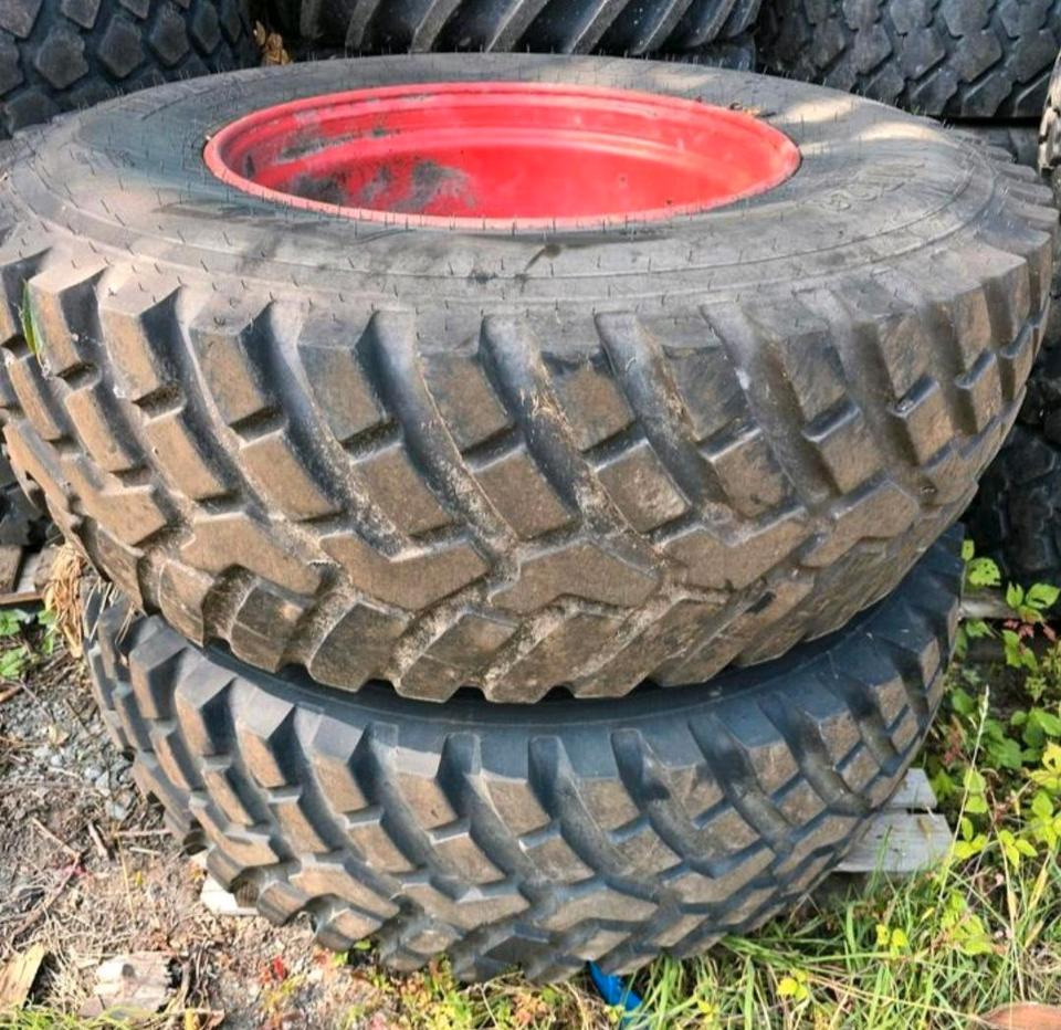 4x Nokian TRI 2 2x 440/80R28 2x 480/80R30 Fendt Xylon GT Vario - Колесо: фото 1 4x Nokian TRI 2 2x 440/80R28 2x 480/80R30 Fendt Xylon GT Vario - Колесо: фото 1