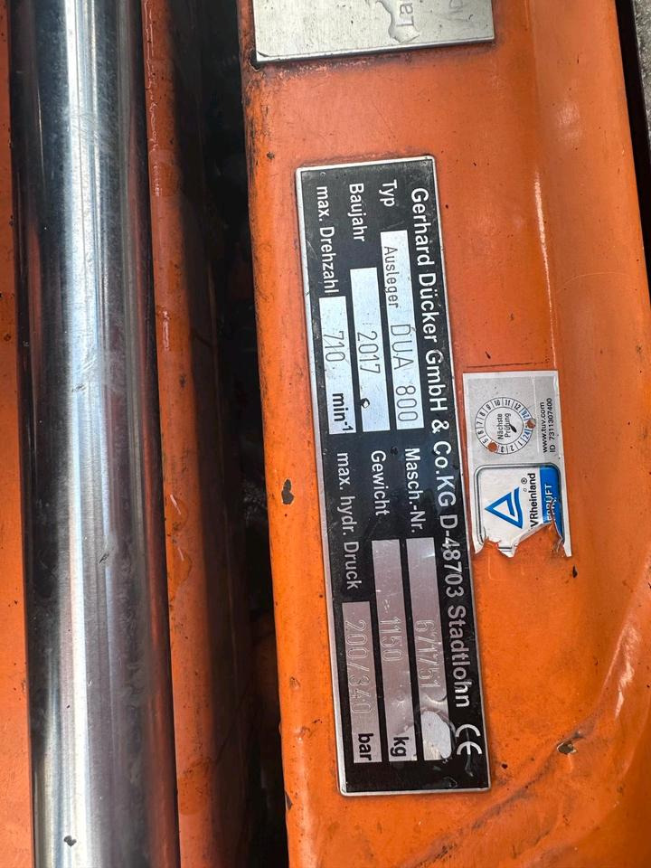 Dücker DUA 800 Mähausleger für Traktor Fendt Böschungsmäher Böschungsmulcher Seitenmulcher Banketmäher Mulag - Манипуляторная косилка: фото 4 Dücker DUA 800 Mähausleger für Traktor Fendt Böschungsmäher Böschungsmulcher Seitenmulcher Banketmäher Mulag - Манипуляторная косилка: фото 4