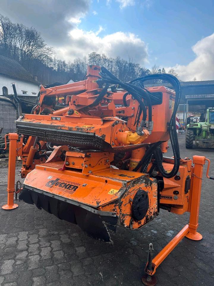 Dücker DUA 800 Mähausleger für Traktor Fendt Böschungsmäher Böschungsmulcher Seitenmulcher Banketmäher Mulag - Манипуляторная косилка: фото 1 Dücker DUA 800 Mähausleger für Traktor Fendt Böschungsmäher Böschungsmulcher Seitenmulcher Banketmäher Mulag - Манипуляторная косилка: фото 1
