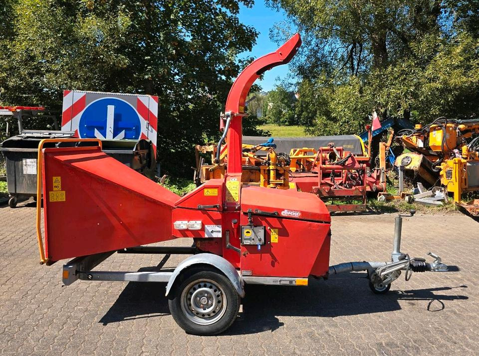 Dücker HM 140 Holzhacker Holzhäcksler Holzhackschnitzler Hacker Häcksler Diesel - Измельчитель древесины: фото 1 Dücker HM 140 Holzhacker Holzhäcksler Holzhackschnitzler Hacker Häcksler Diesel - Измельчитель древесины: фото 1