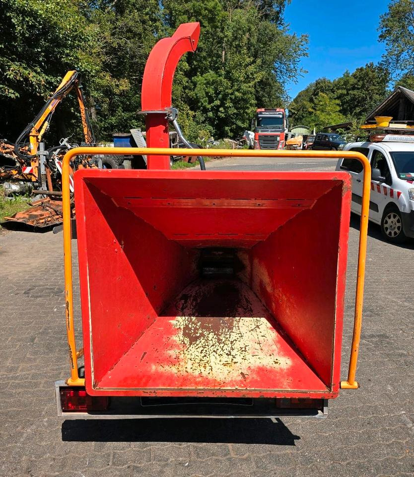 Dücker HM 140 Holzhacker Holzhäcksler Holzhackschnitzler Hacker Häcksler Diesel - Измельчитель древесины: фото 3 Dücker HM 140 Holzhacker Holzhäcksler Holzhackschnitzler Hacker Häcksler Diesel - Измельчитель древесины: фото 3