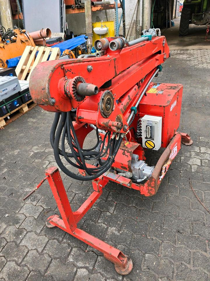 Dücker KBM 350 Mähausleger Böschungsmäher Böschungsmulcher Bankettmulcher Kleintraktore Mulag - Манипуляторная косилка: фото 5 Dücker KBM 350 Mähausleger Böschungsmäher Böschungsmulcher Bankettmulcher Kleintraktore Mulag - Манипуляторная косилка: фото 5